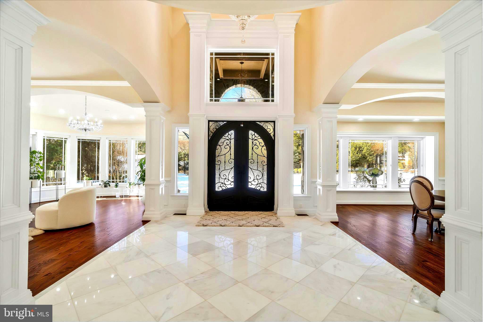 WOODSIDE ESTATES - Residential Lease