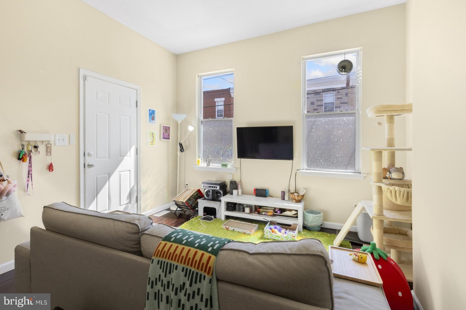 POINT BREEZE - Residential Lease