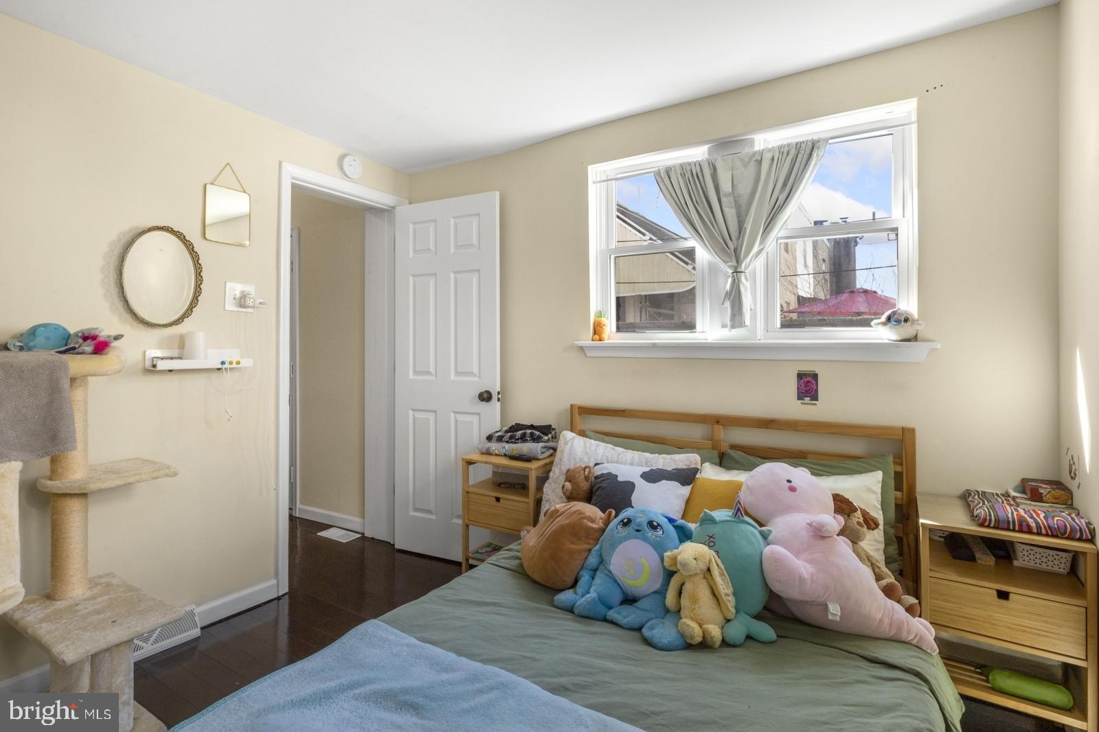 POINT BREEZE - Residential Lease