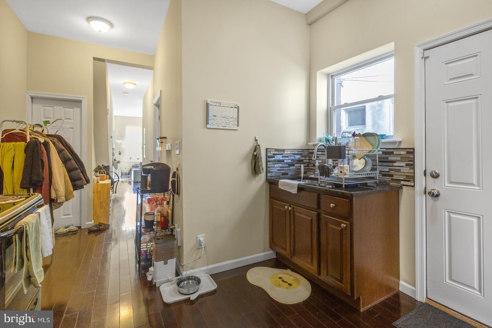 POINT BREEZE - Residential Lease