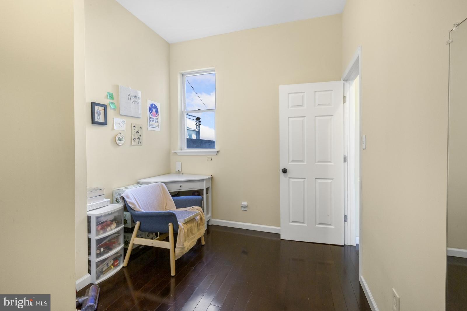 POINT BREEZE - Residential Lease