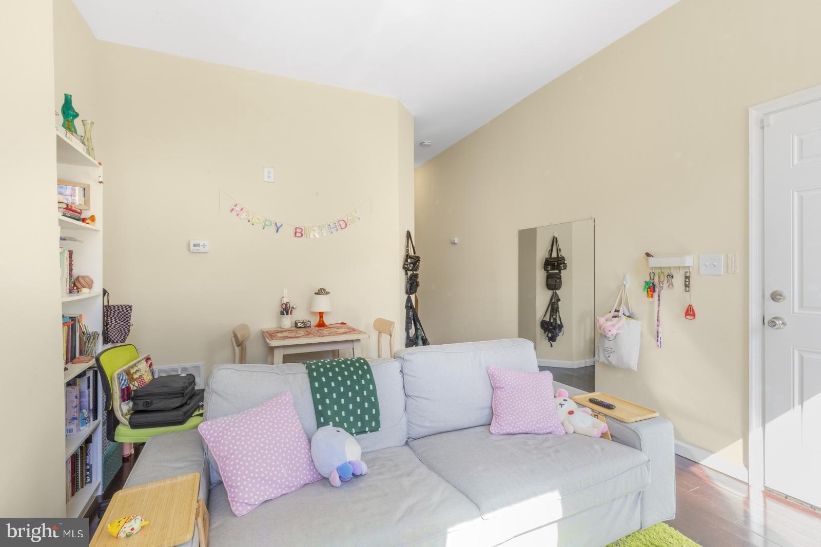 POINT BREEZE - Residential Lease