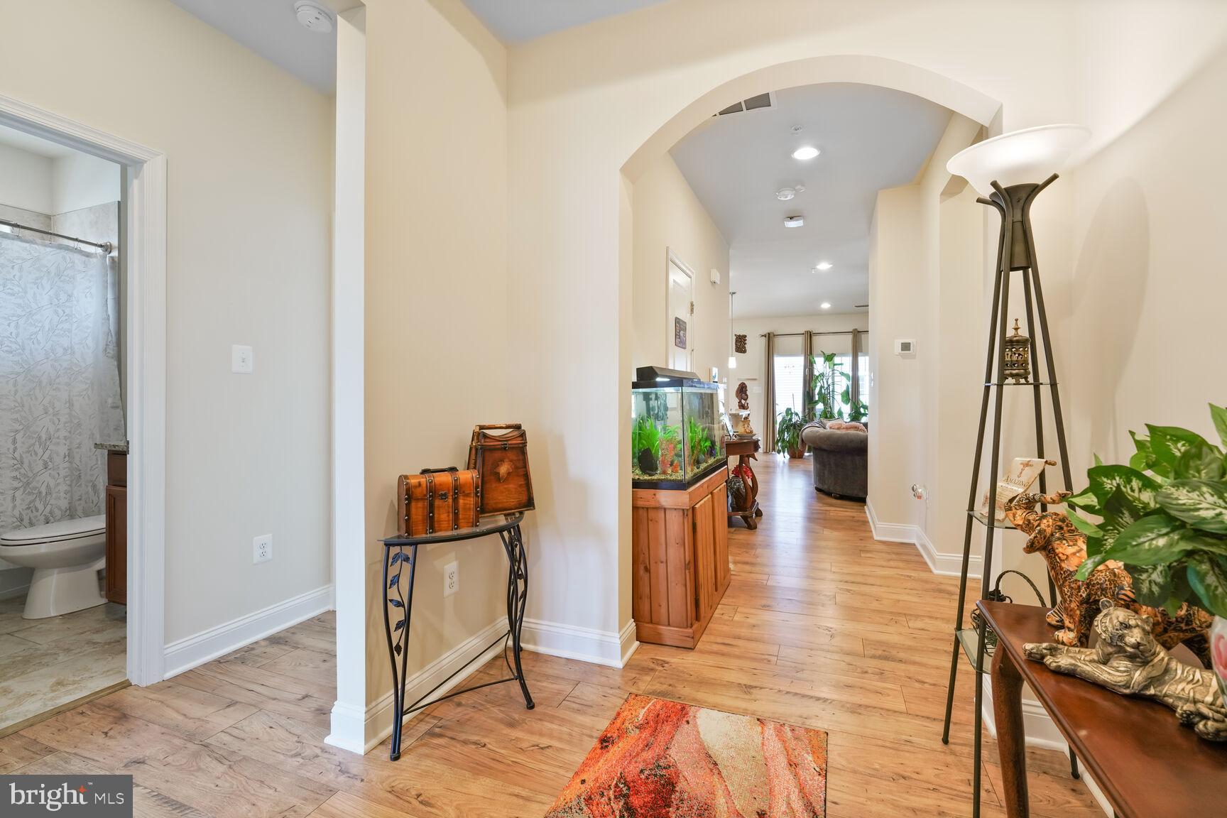 5544 OLD COLONY COURT