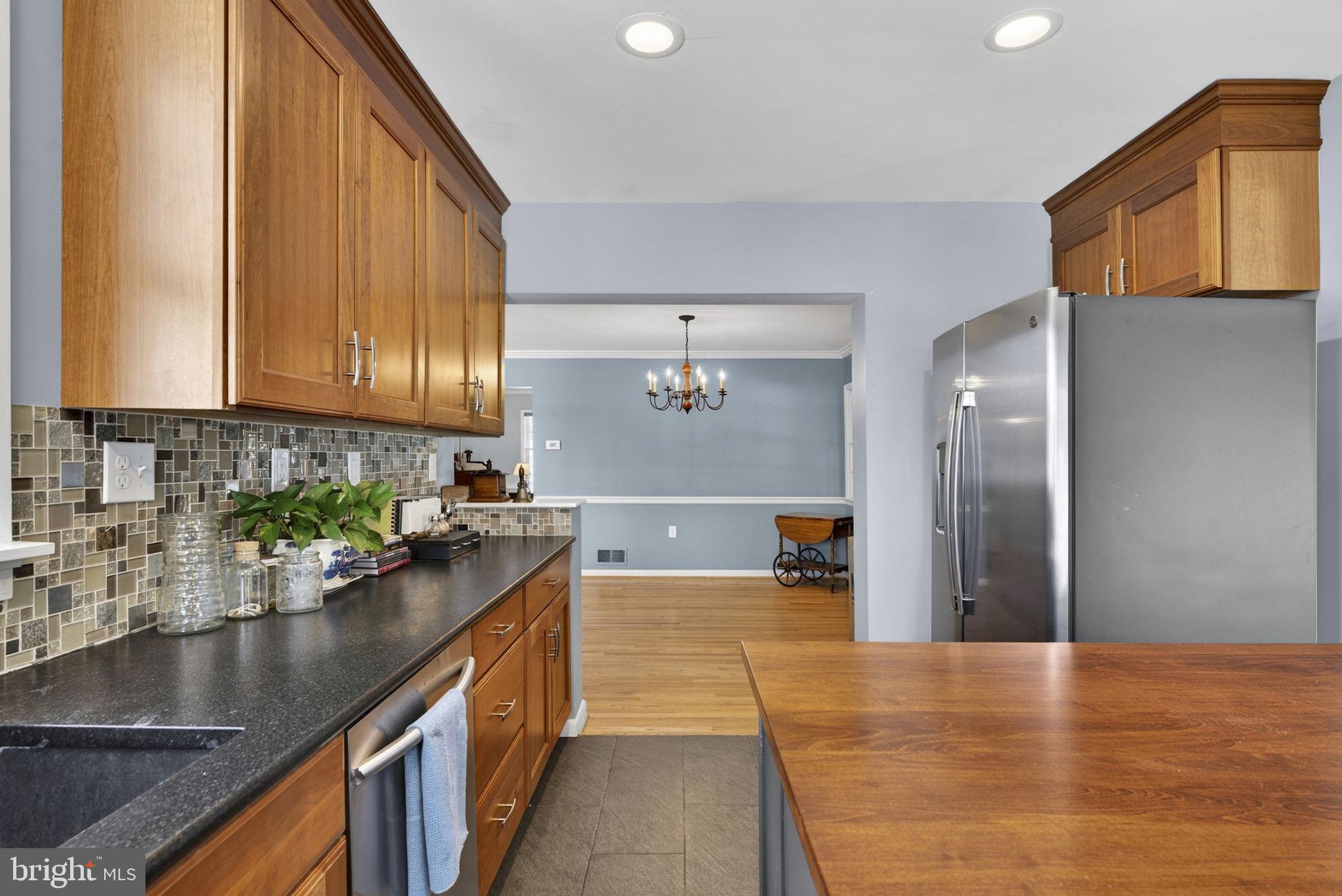 HAMILTON ACRES - Residential