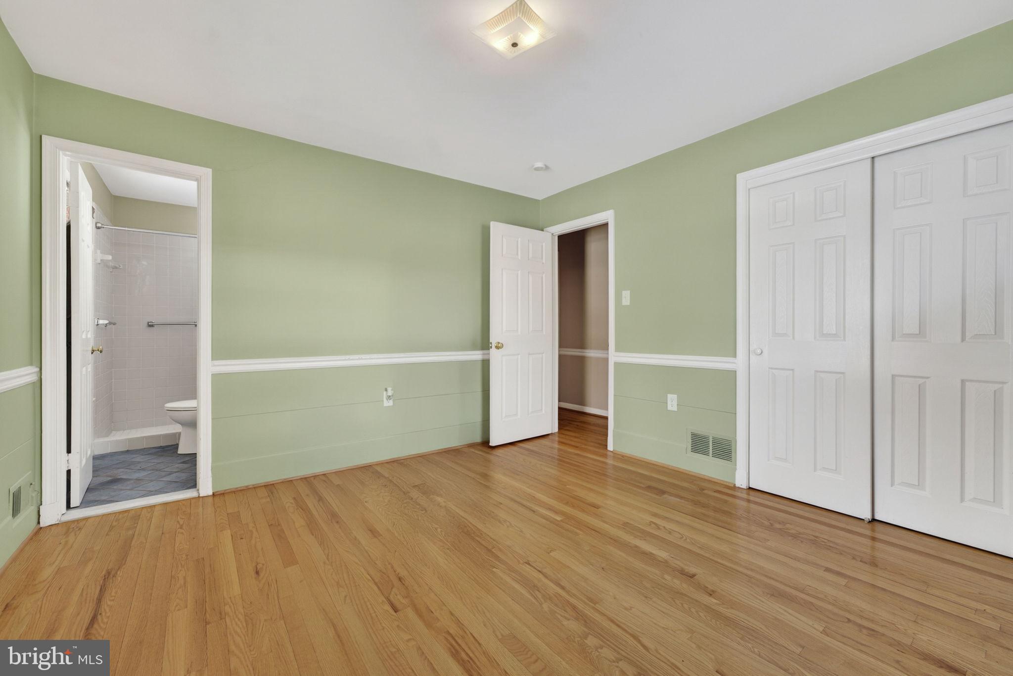 HAMILTON ACRES - Residential