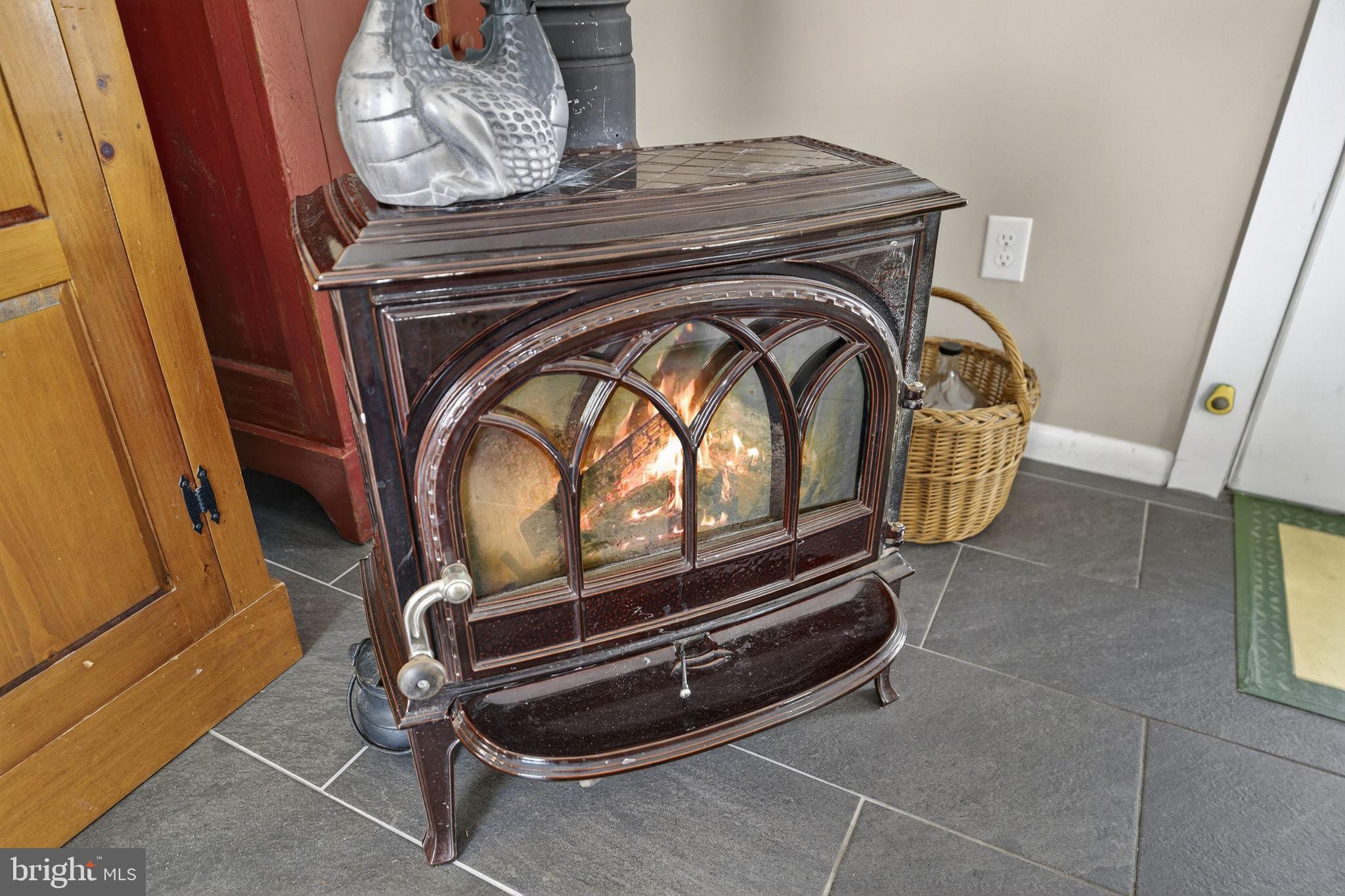 HAMILTON ACRES - Residential