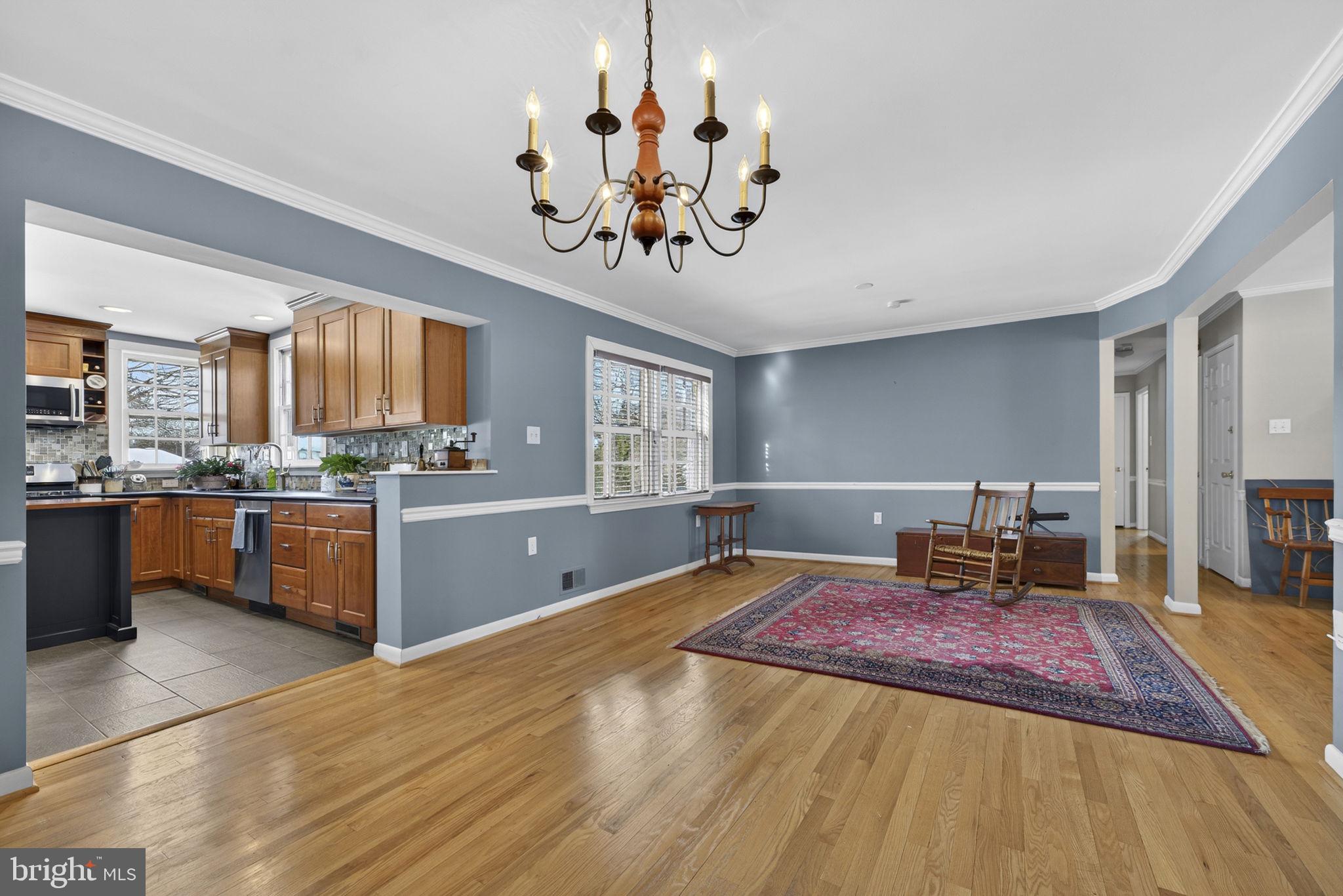 HAMILTON ACRES - Residential