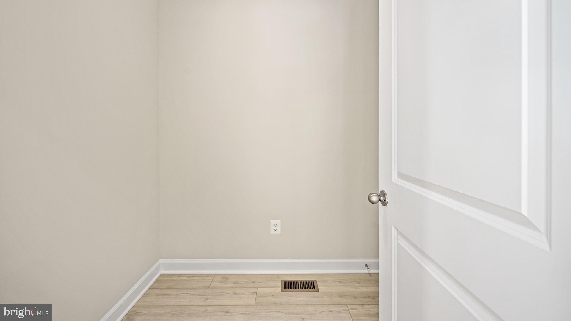 HUNTING RUN LANDING - Residential