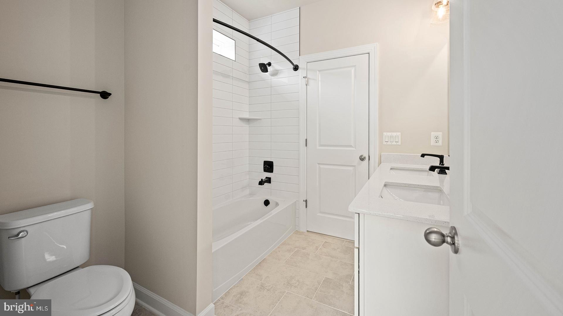 HUNTING RUN LANDING - Residential