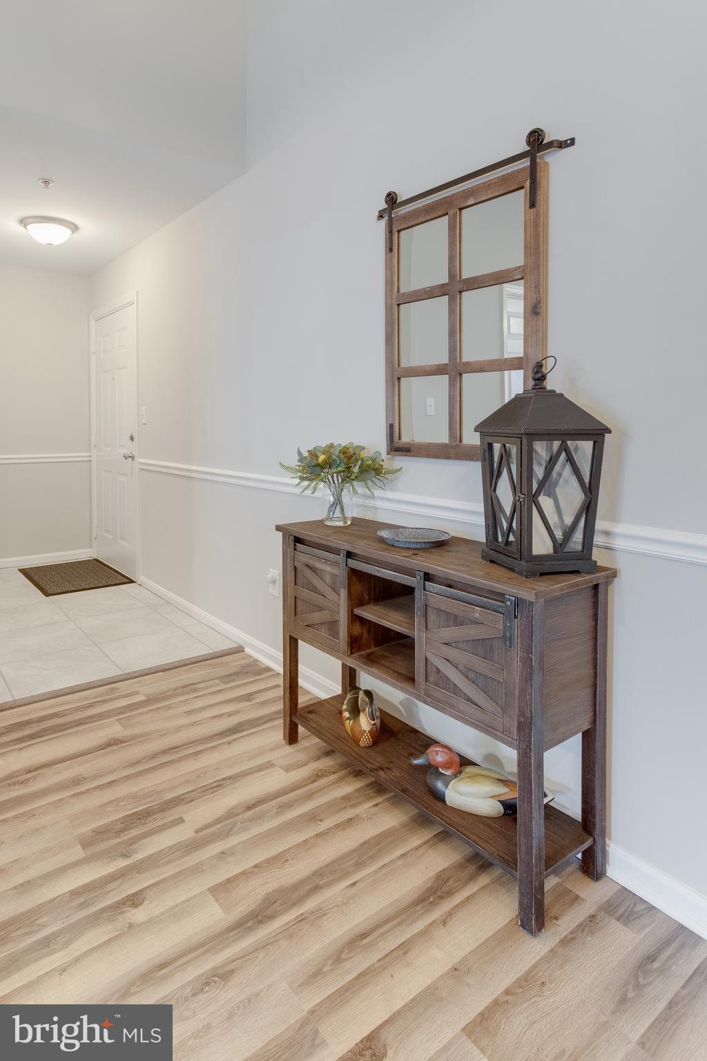 CROMWELL FOUNTAIN - Residential