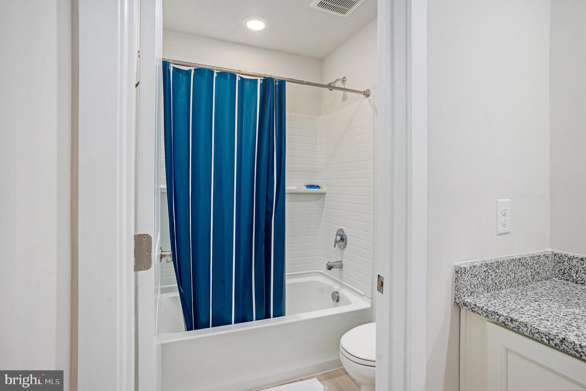 RIVER POINTE - Residential