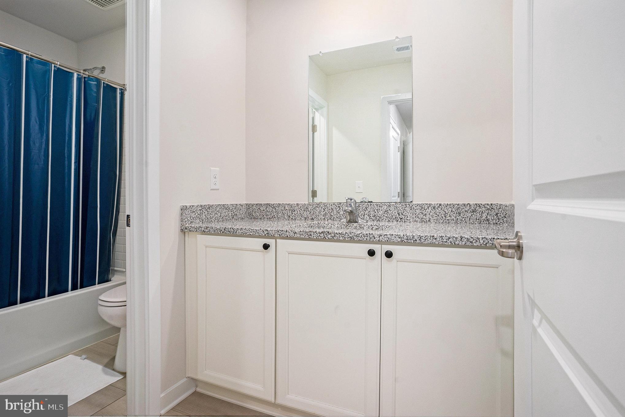 RIVER POINTE - Residential