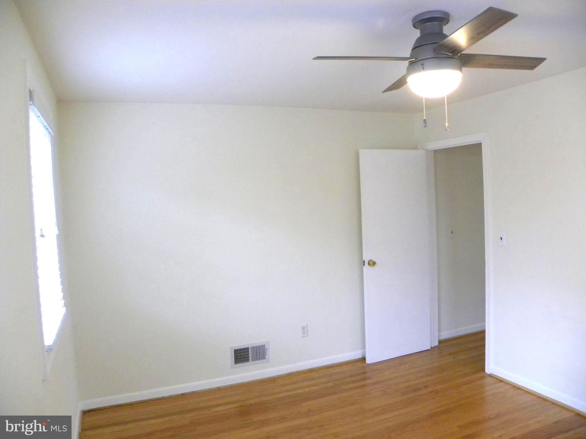 OLD TOWN - Commercial Lease