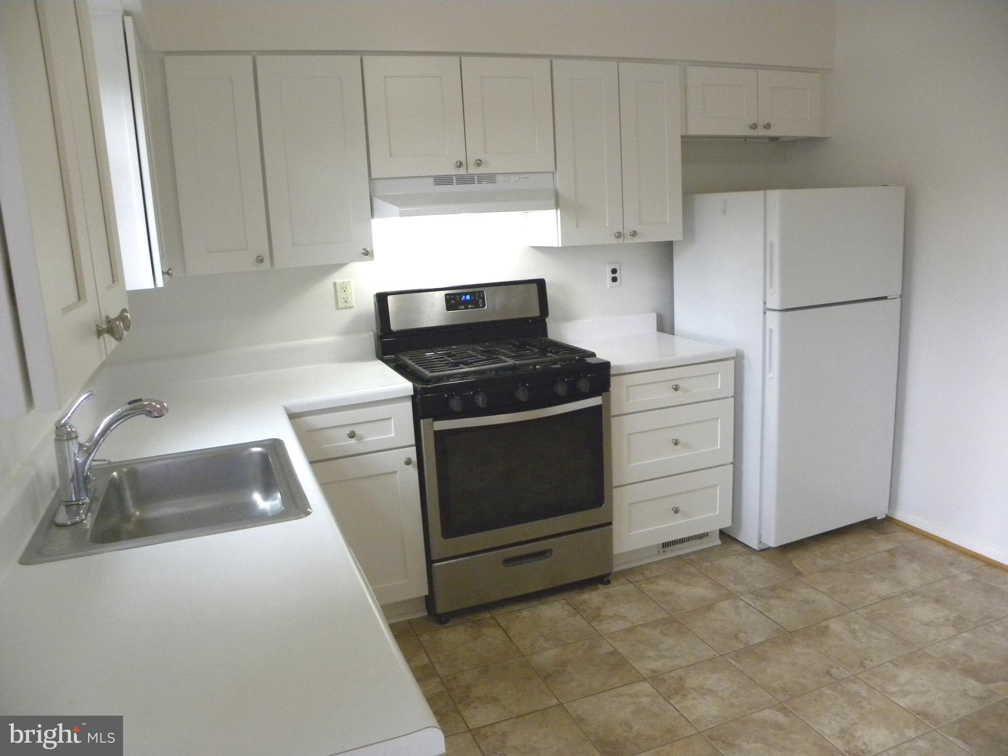 OLD TOWN - Commercial Lease