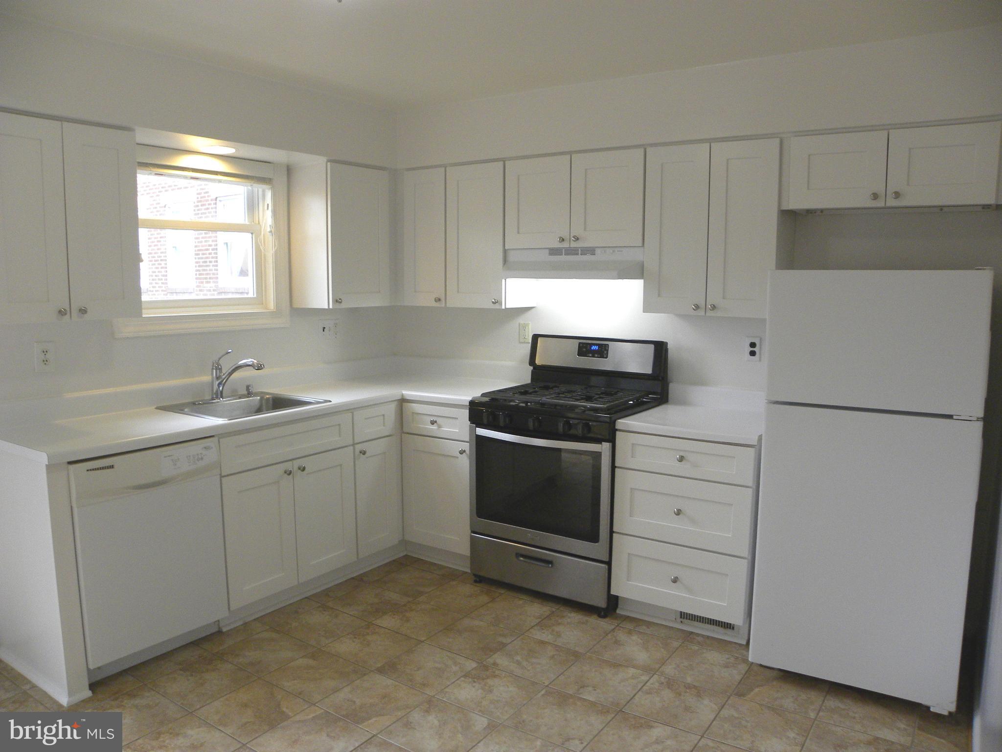 OLD TOWN - Commercial Lease