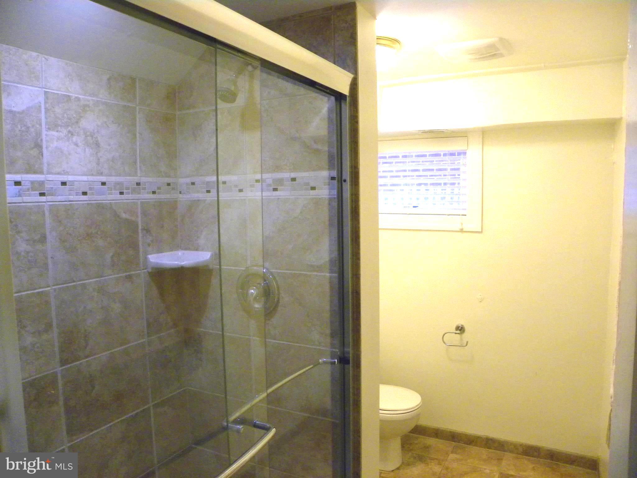 OLD TOWN - Commercial Lease