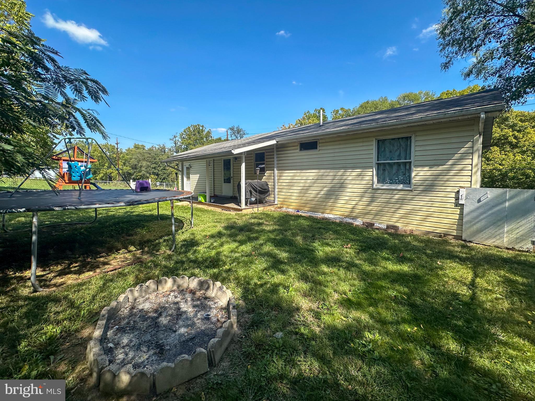 TOWN OF ROMNEY - Residential