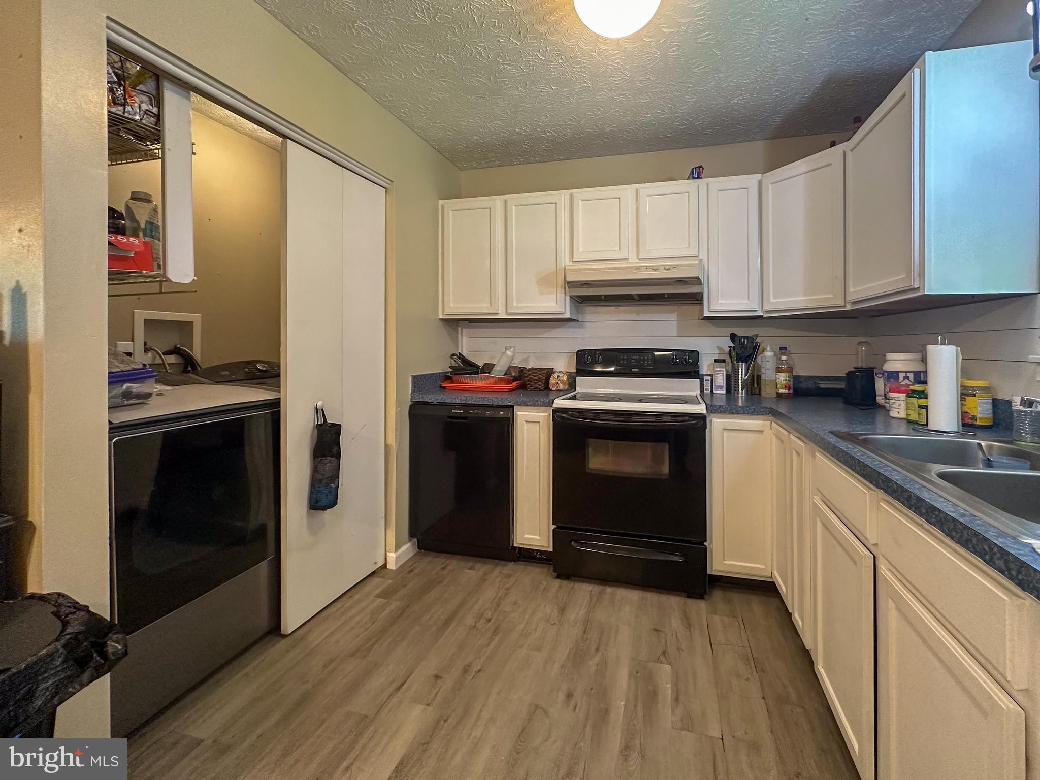 TOWN OF ROMNEY - Residential