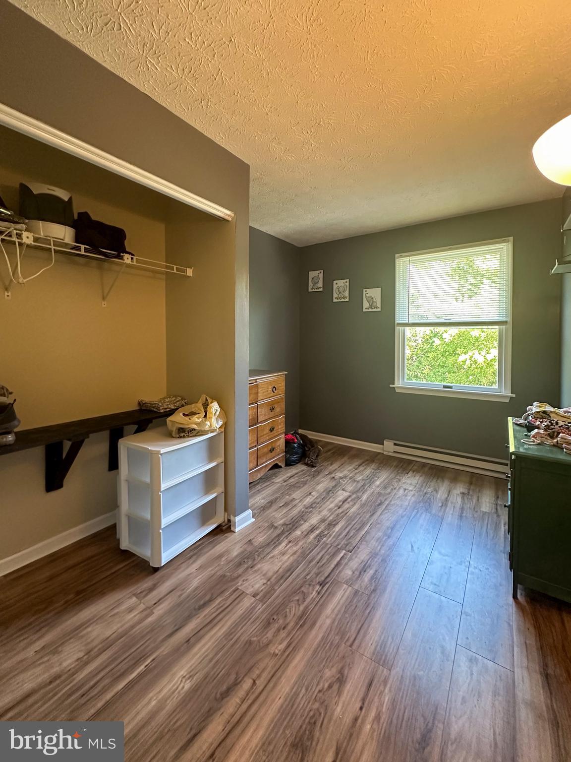 TOWN OF ROMNEY - Residential