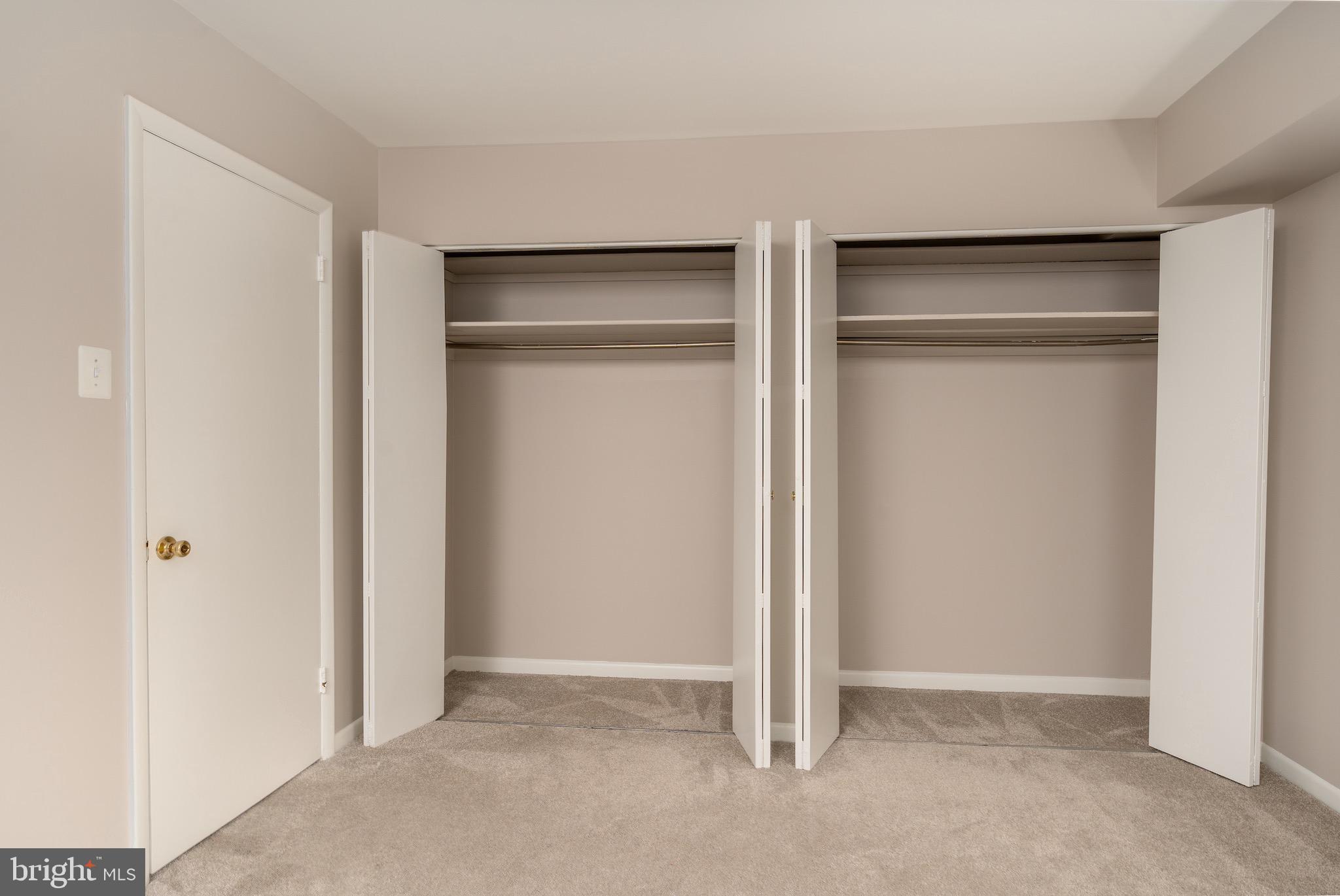 PARKSIDE CONDOMINIUMS - Residential