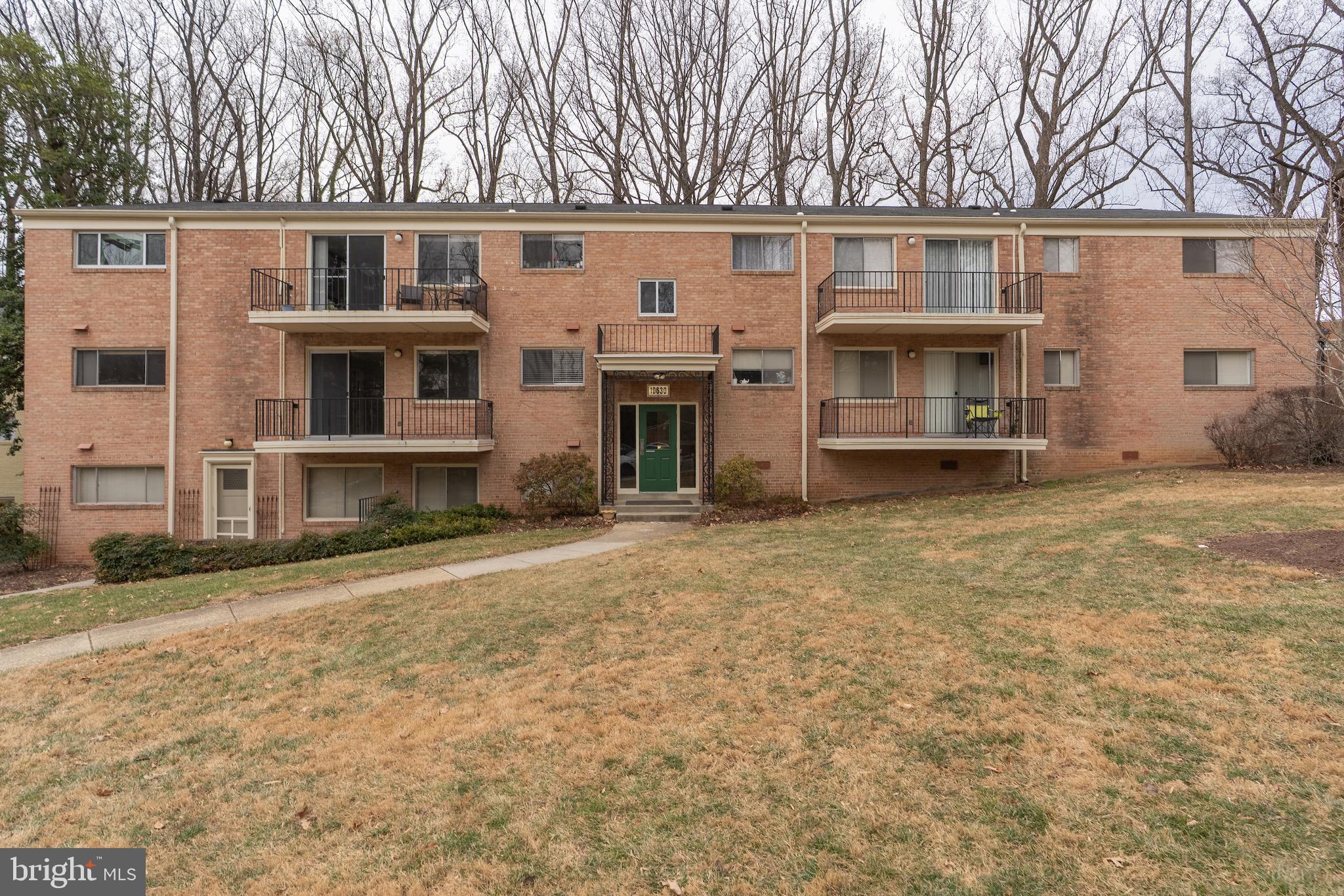 PARKSIDE CONDOMINIUMS - Residential