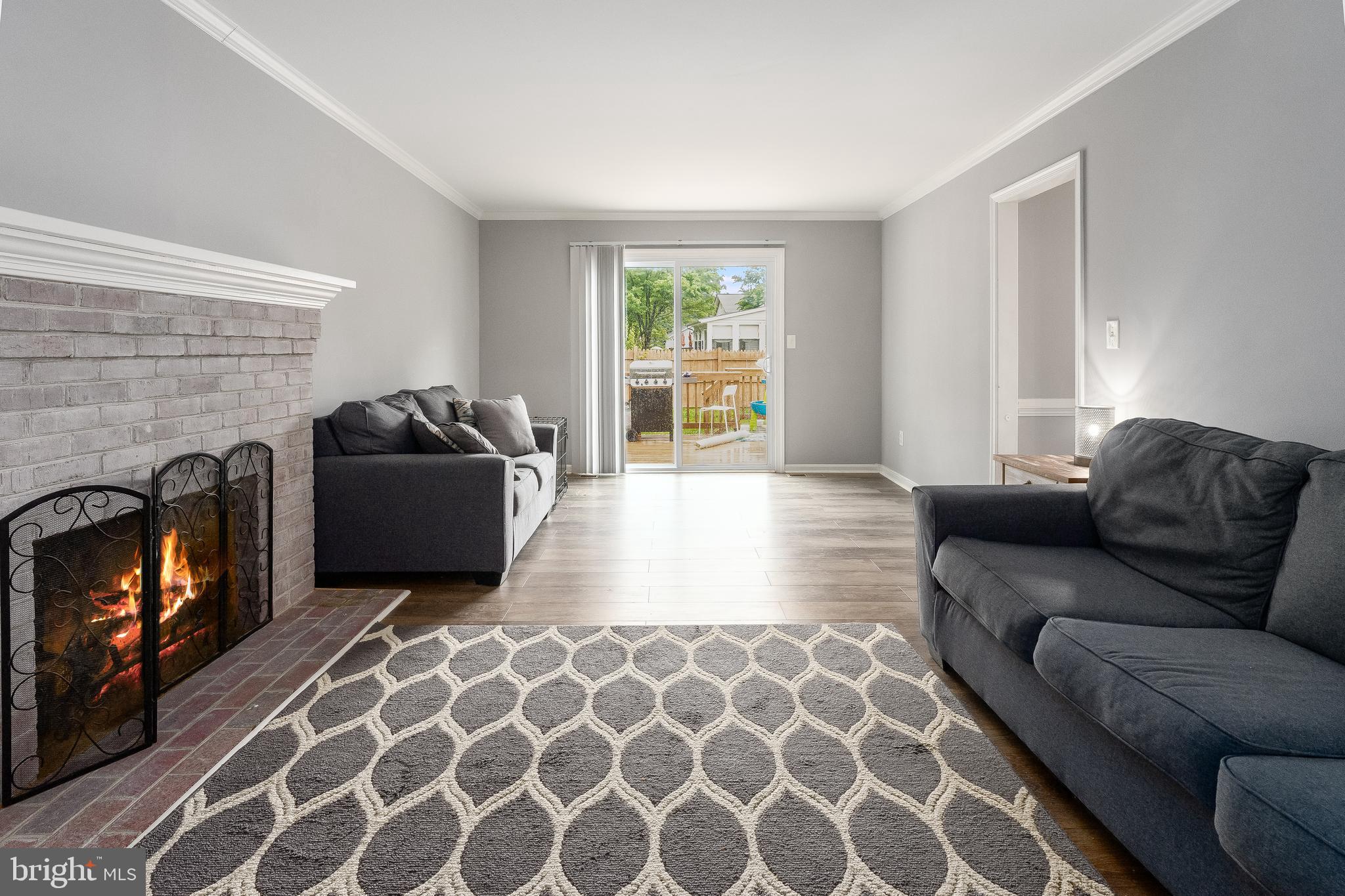 DEVONNE WOODS - Residential