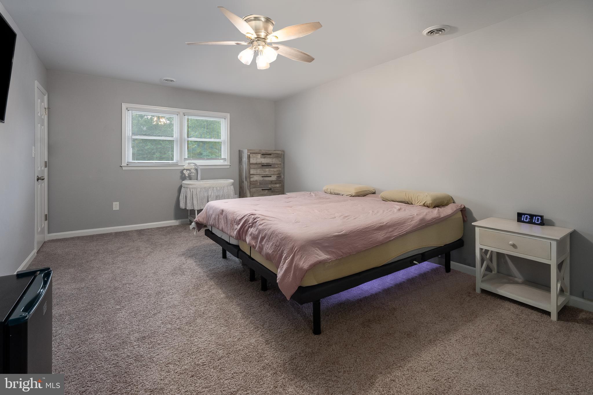 DEVONNE WOODS - Residential