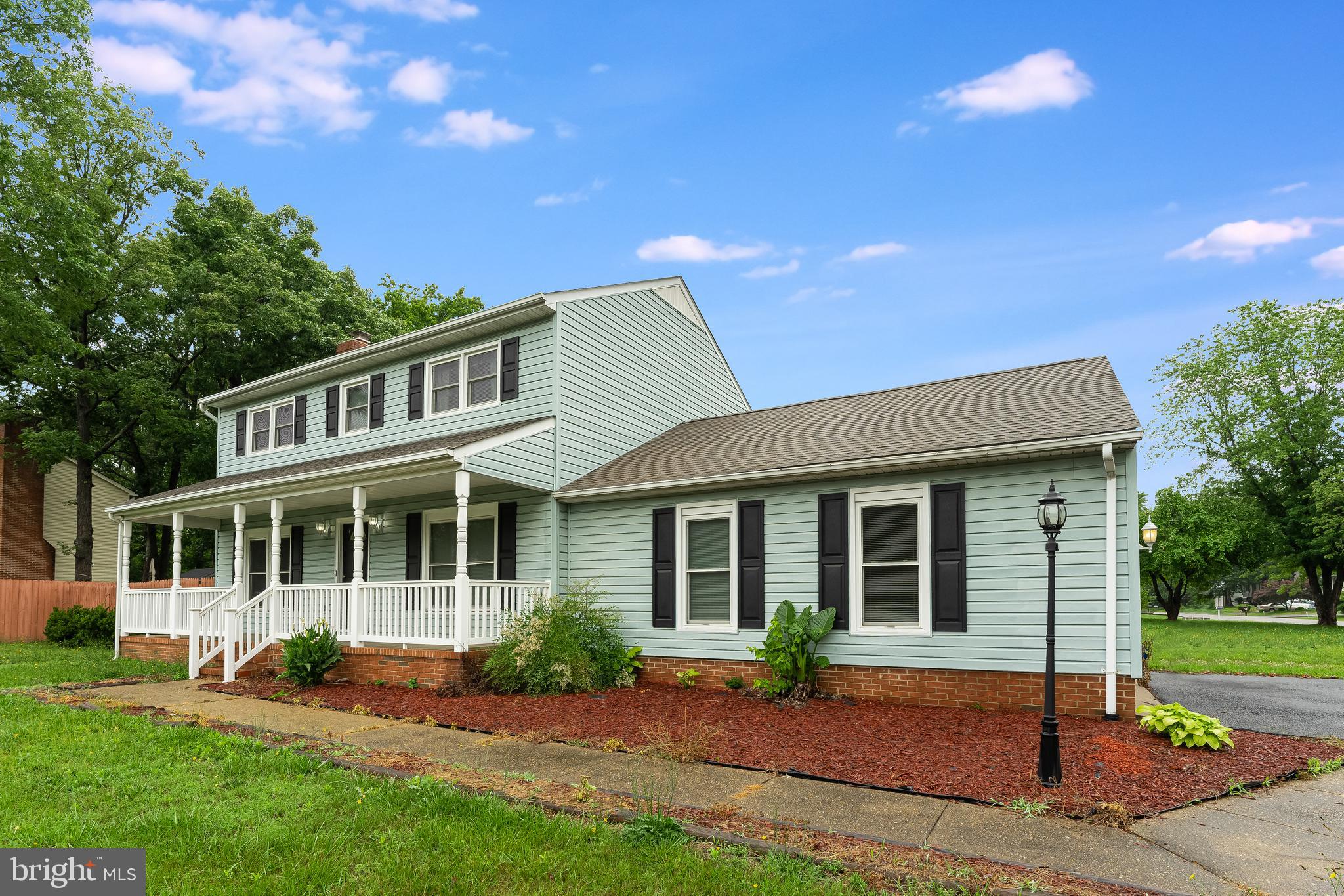 DEVONNE WOODS - Residential