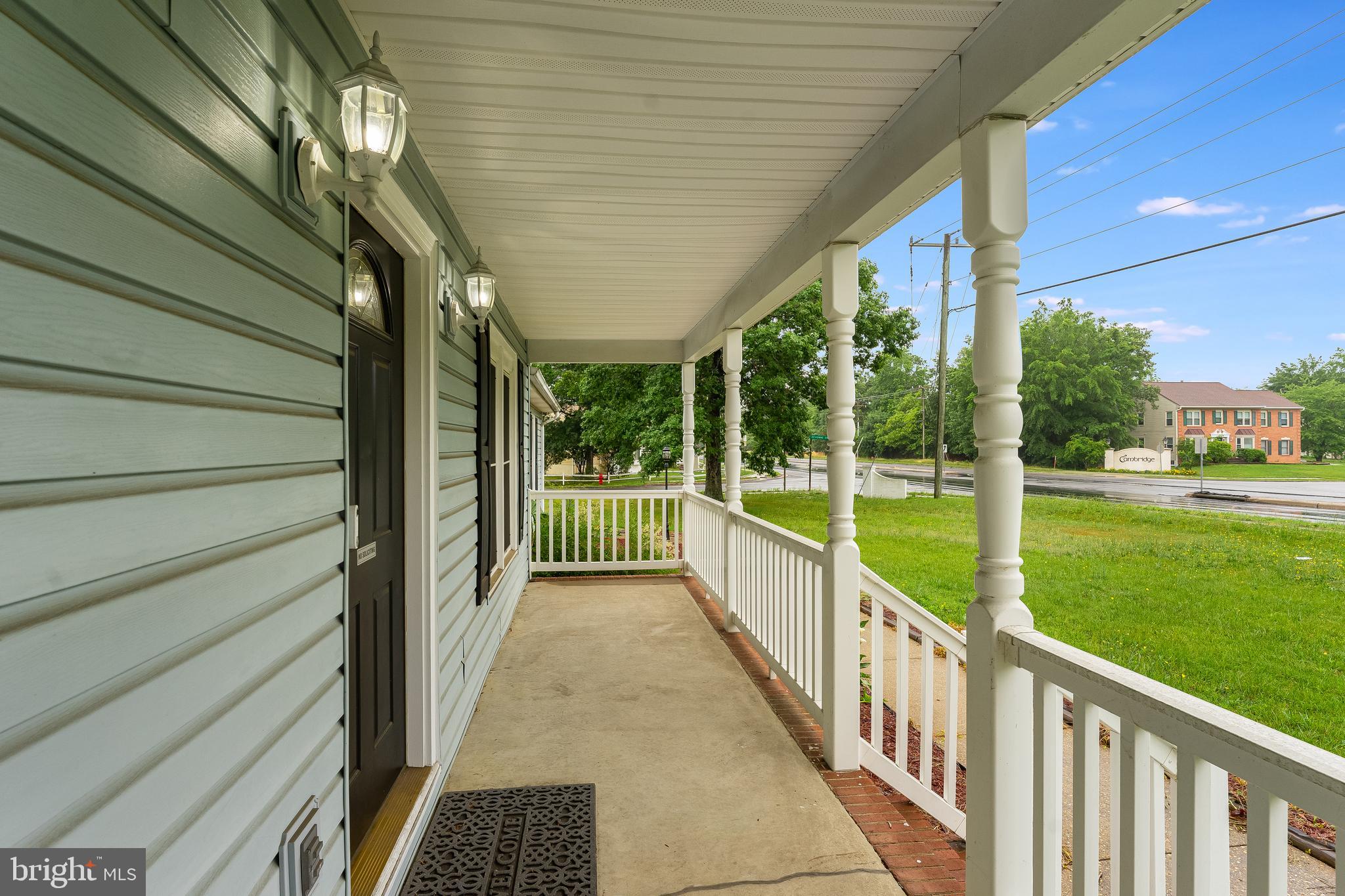 DEVONNE WOODS - Residential