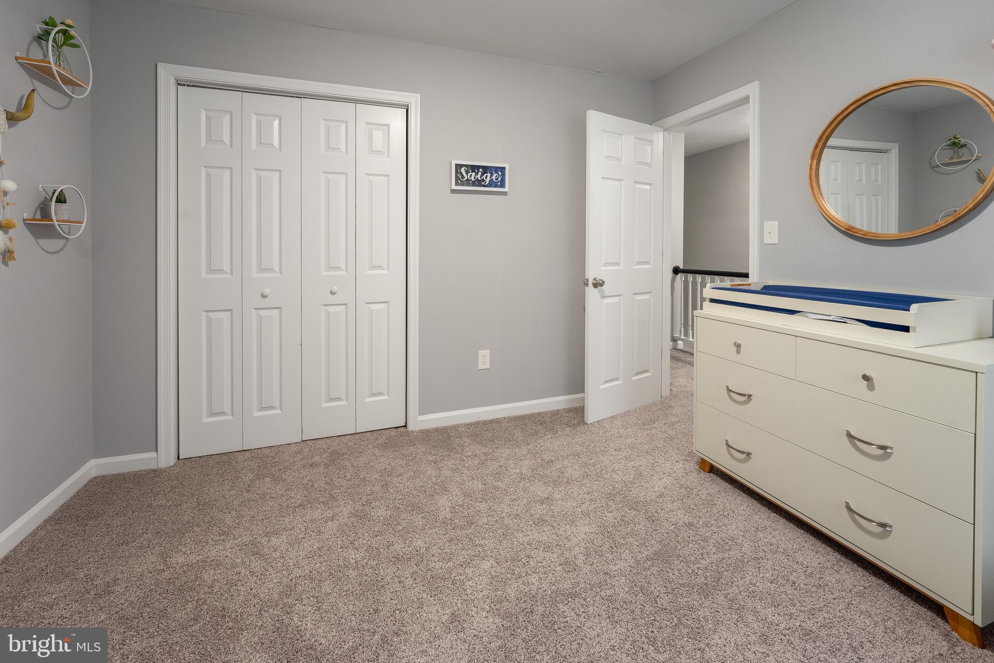 DEVONNE WOODS - Residential