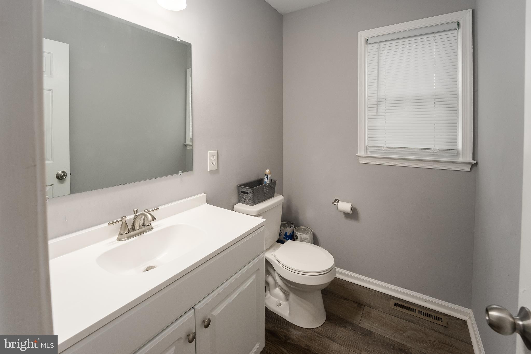 DEVONNE WOODS - Residential