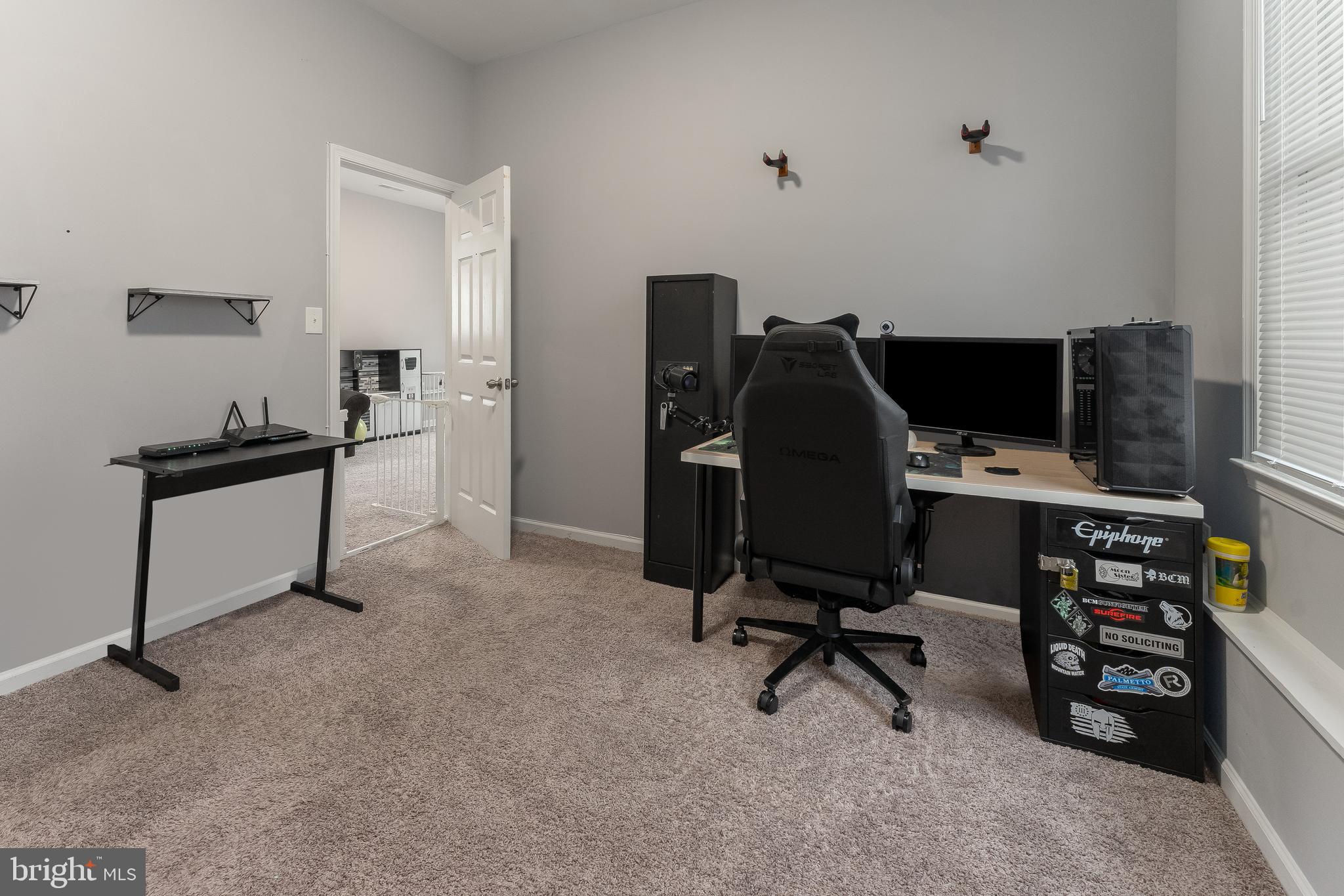 DEVONNE WOODS - Residential