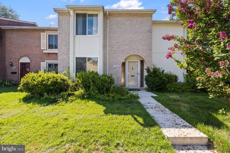 Welcome to this spacious 5 bedroom, 2.5 bath end-unit townhome, offering the perfect blend of comfort and convenience. Move right in and enjoy generous living spaces filled with natural light, a functional layout for today's lifestyle, and the privacy of an end-unit setting.
Located in sought-after Montgomery County, this home provides acess to community parks, shopping, dining, and all the area's top amenities. A rare opportunity for a home with this much space in such a convenient location!