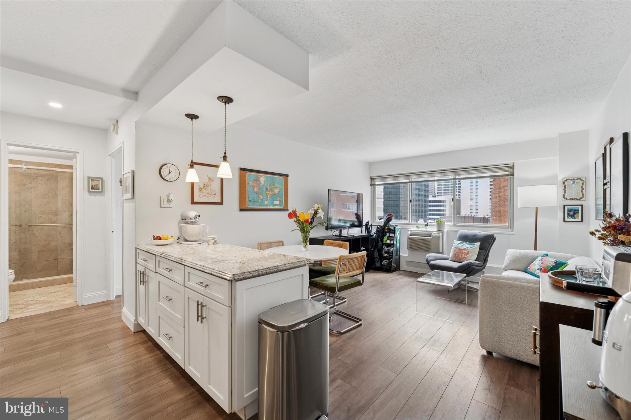 RITTENHOUSE SQUARE - Residential