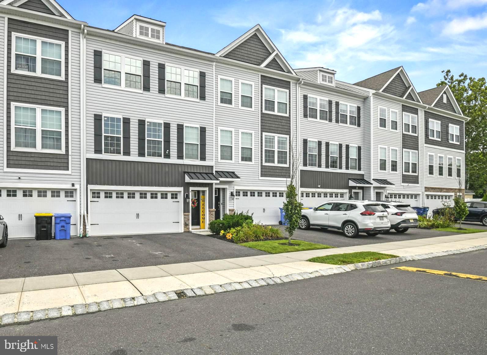 9 AUTUMN PARK BOULEVARD