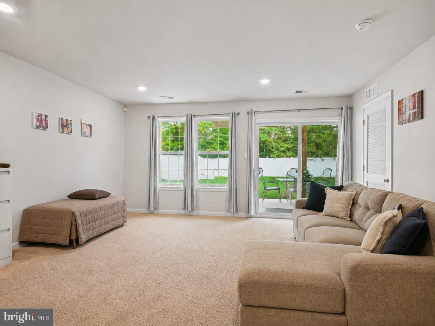 9 AUTUMN PARK BOULEVARD