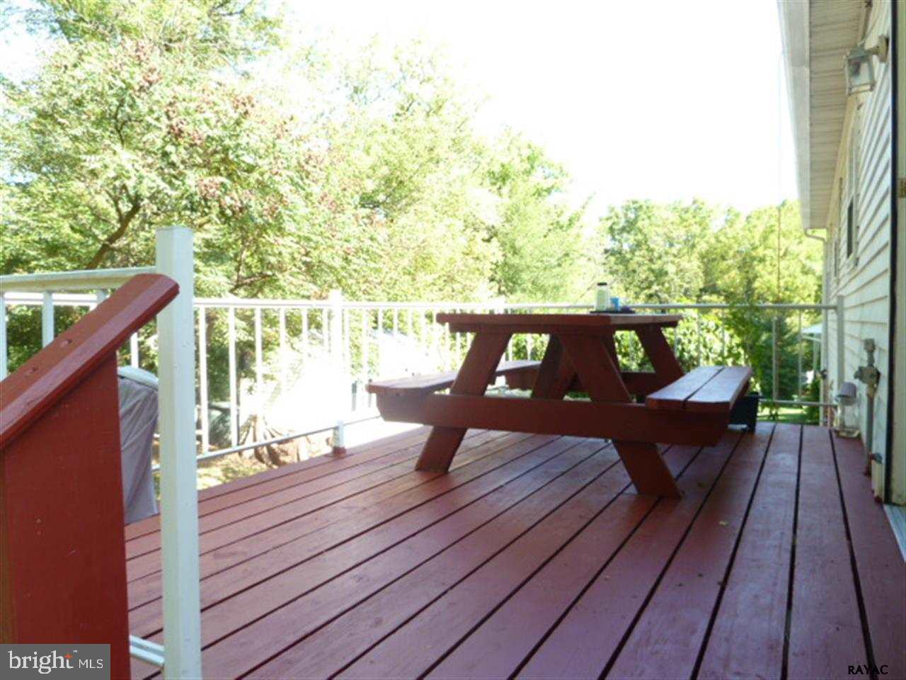 COLONIAL HEIGHTS - Residential