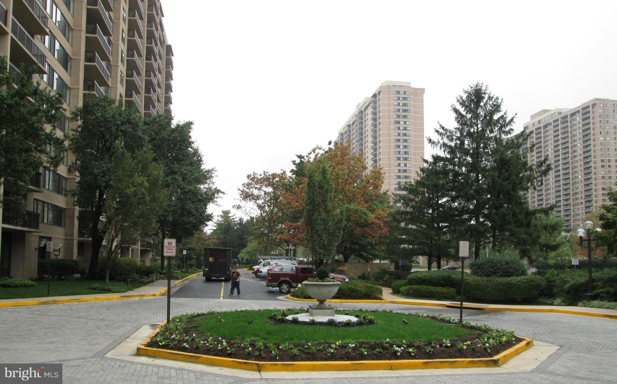 SKYLINE HOUSE - Residential Lease