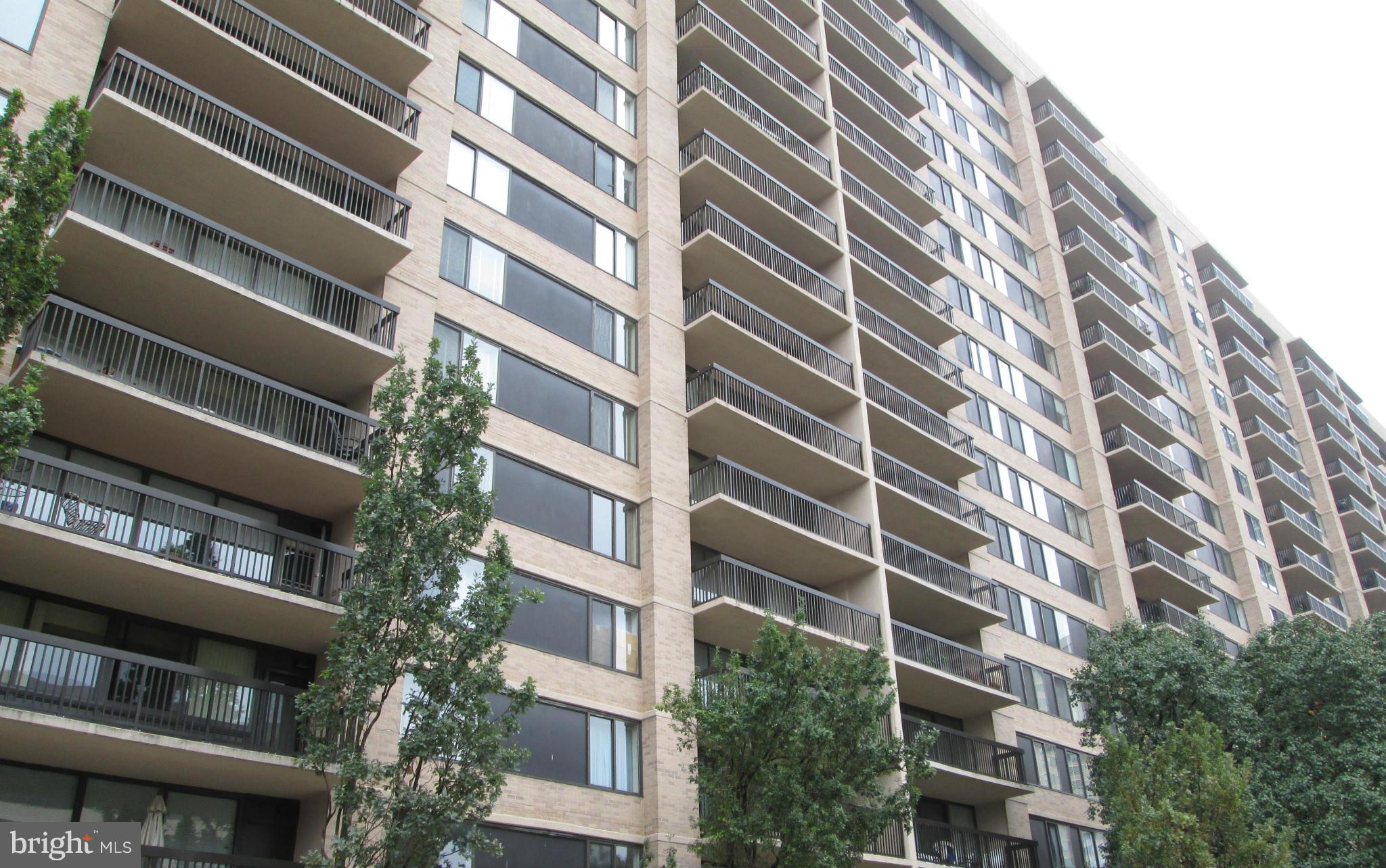 SKYLINE HOUSE - Residential Lease