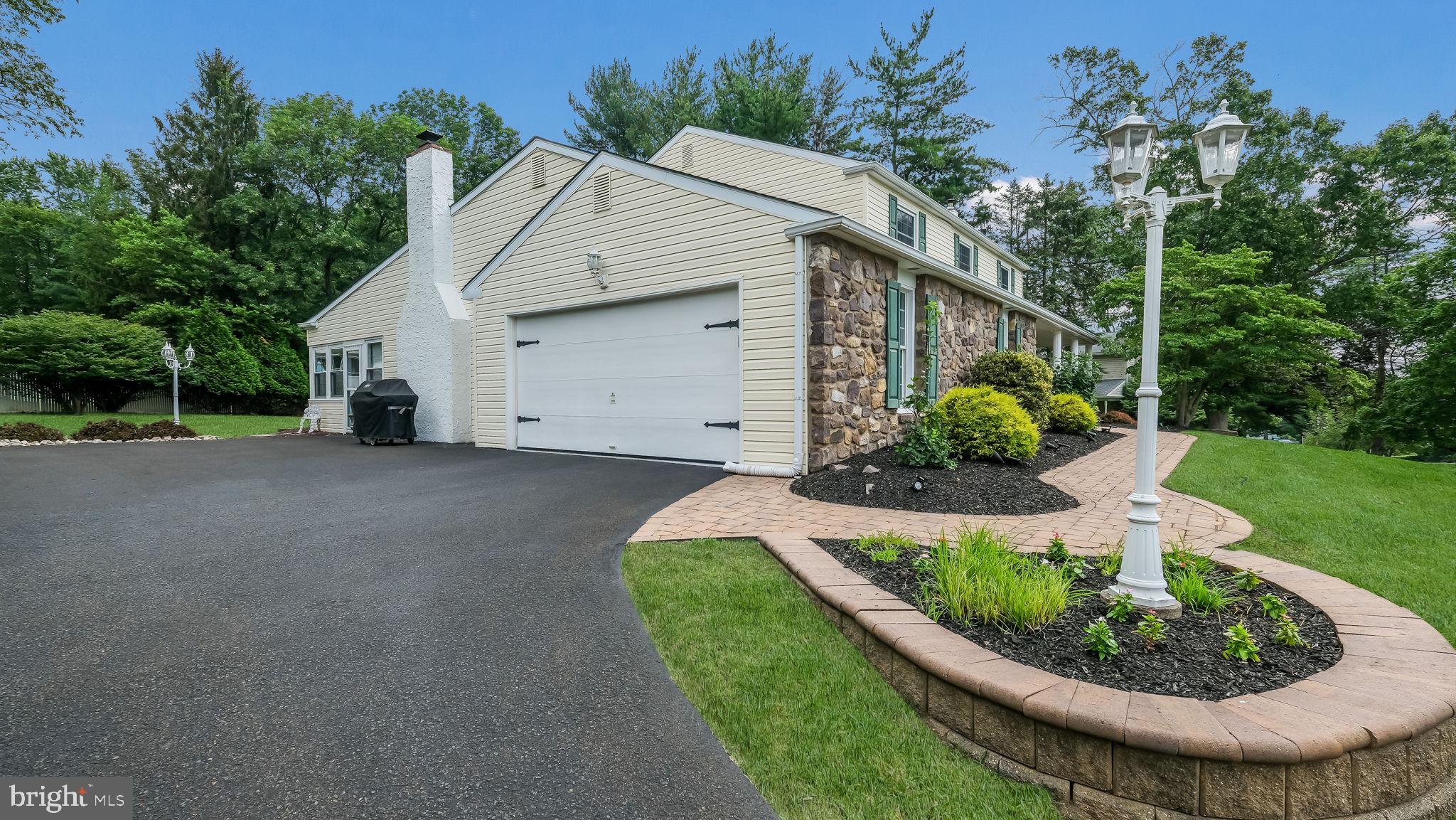 20 GREEN VALLEY DRIVE