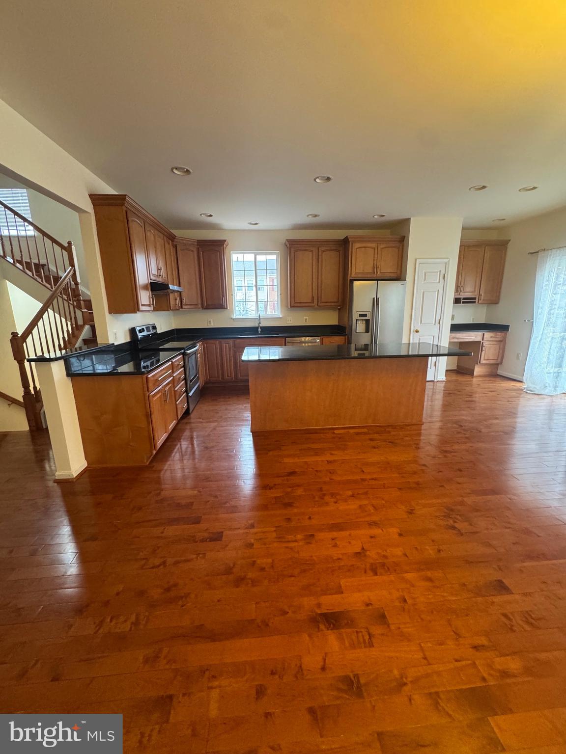 ASHBROOK VILLAGE - Residential Lease