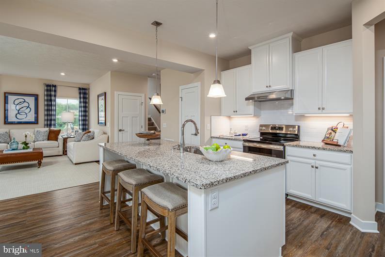 200 TRAIL COURT