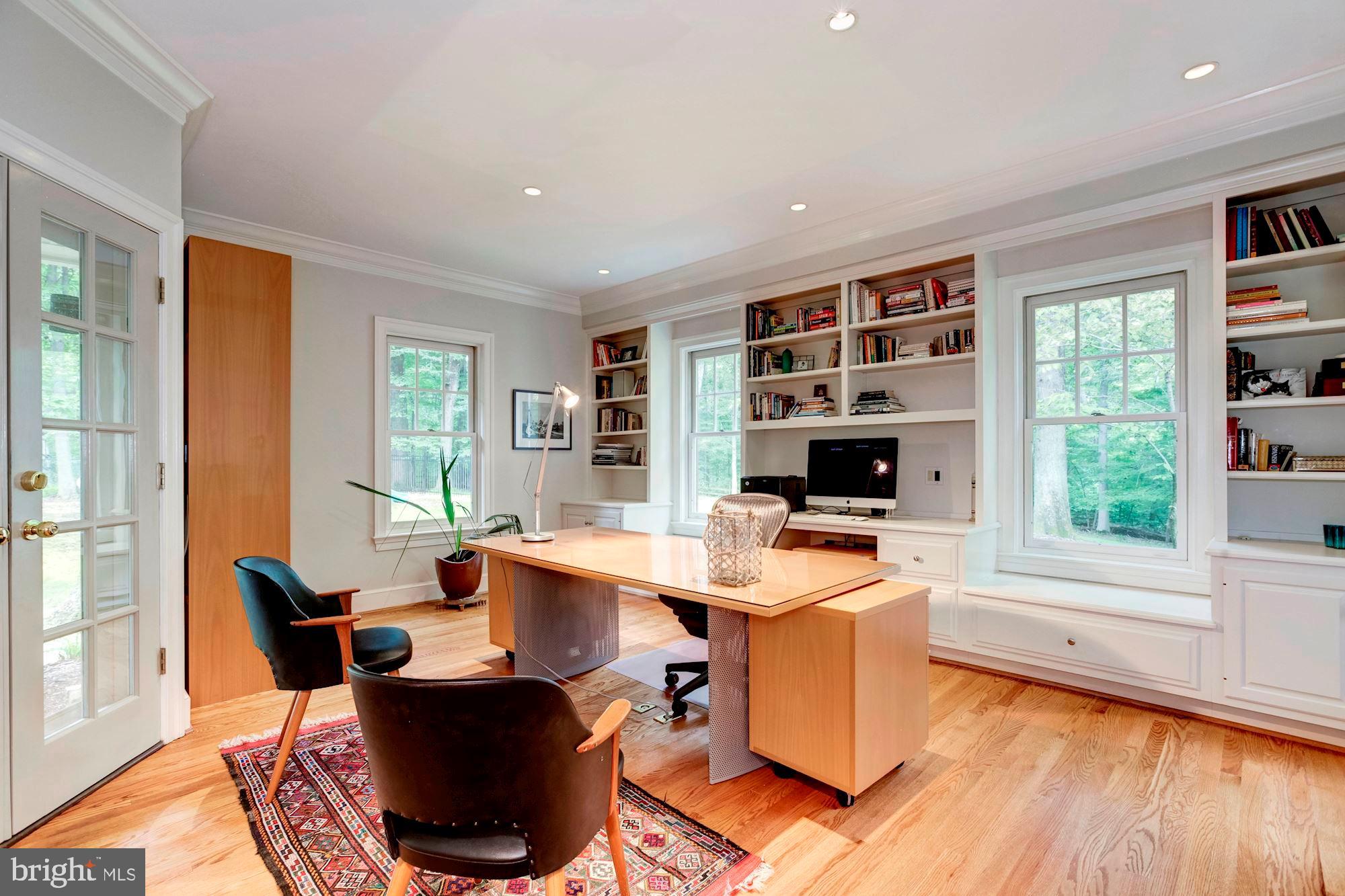 POTOMAC FALLS - Residential