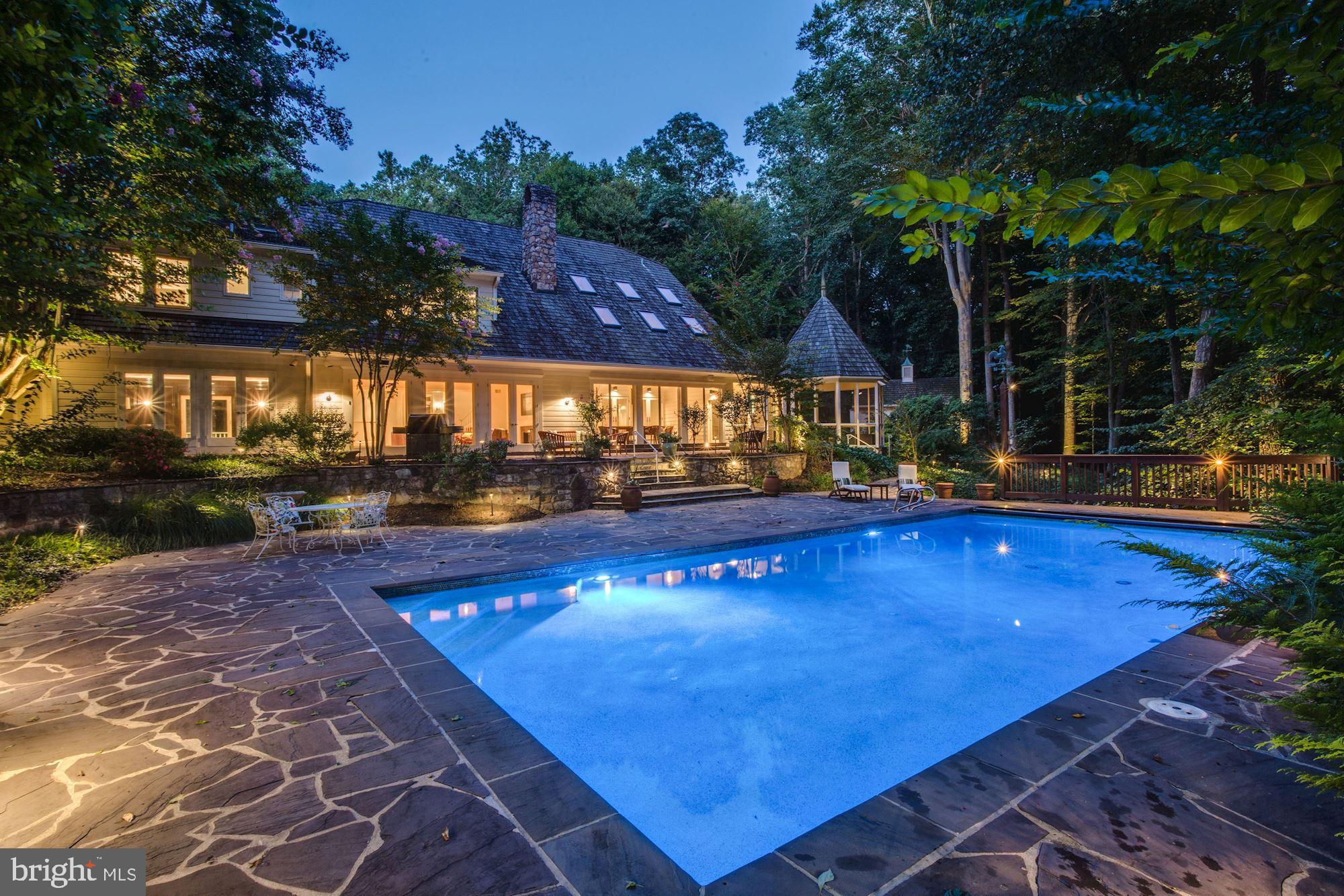 POTOMAC FALLS - Residential