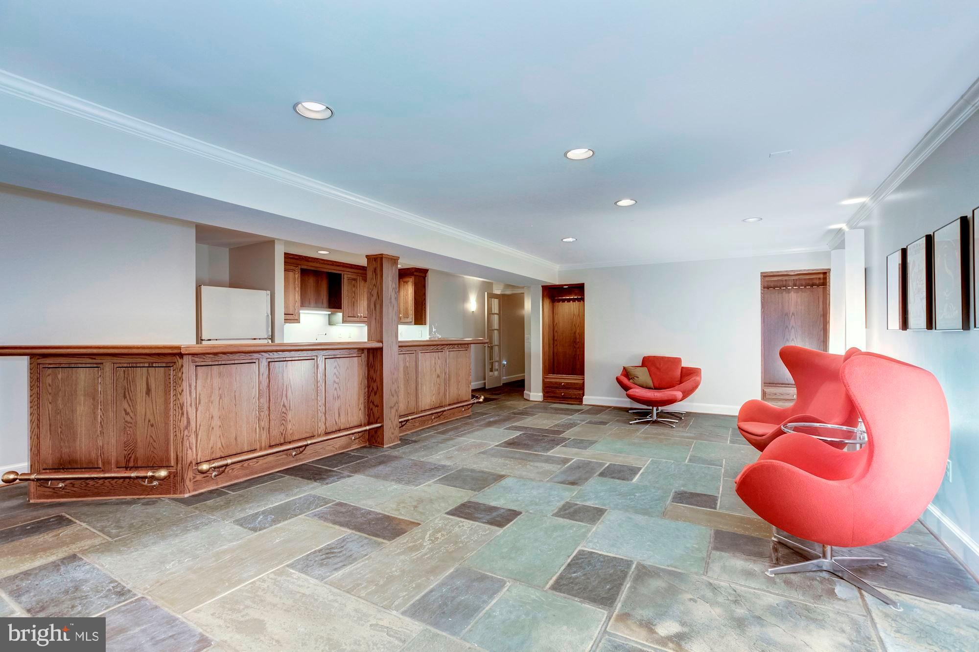 POTOMAC FALLS - Residential