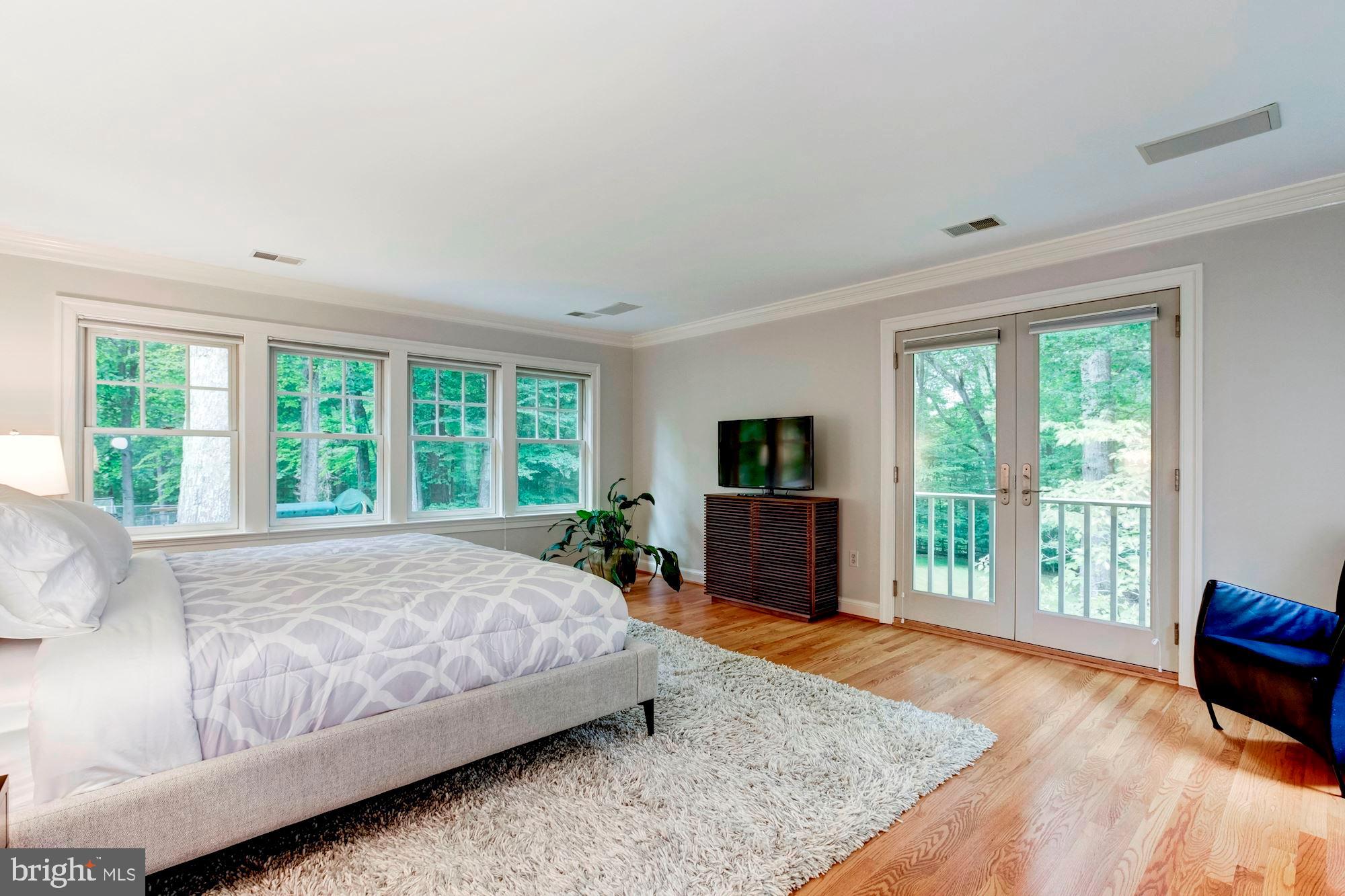 POTOMAC FALLS - Residential