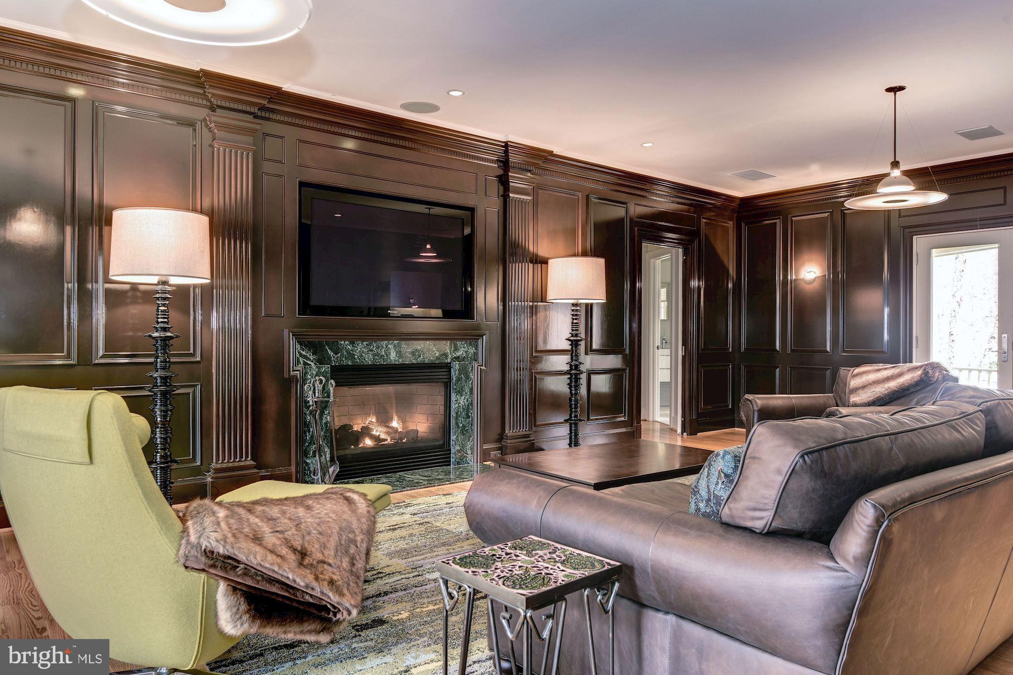 POTOMAC FALLS - Residential