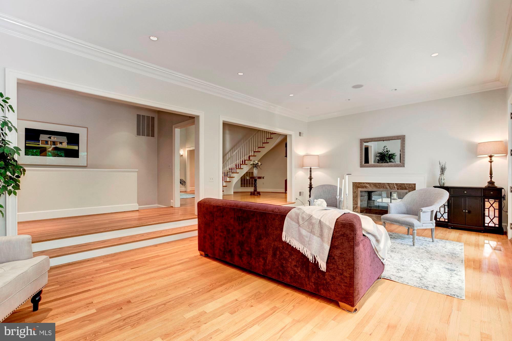 POTOMAC FALLS - Residential