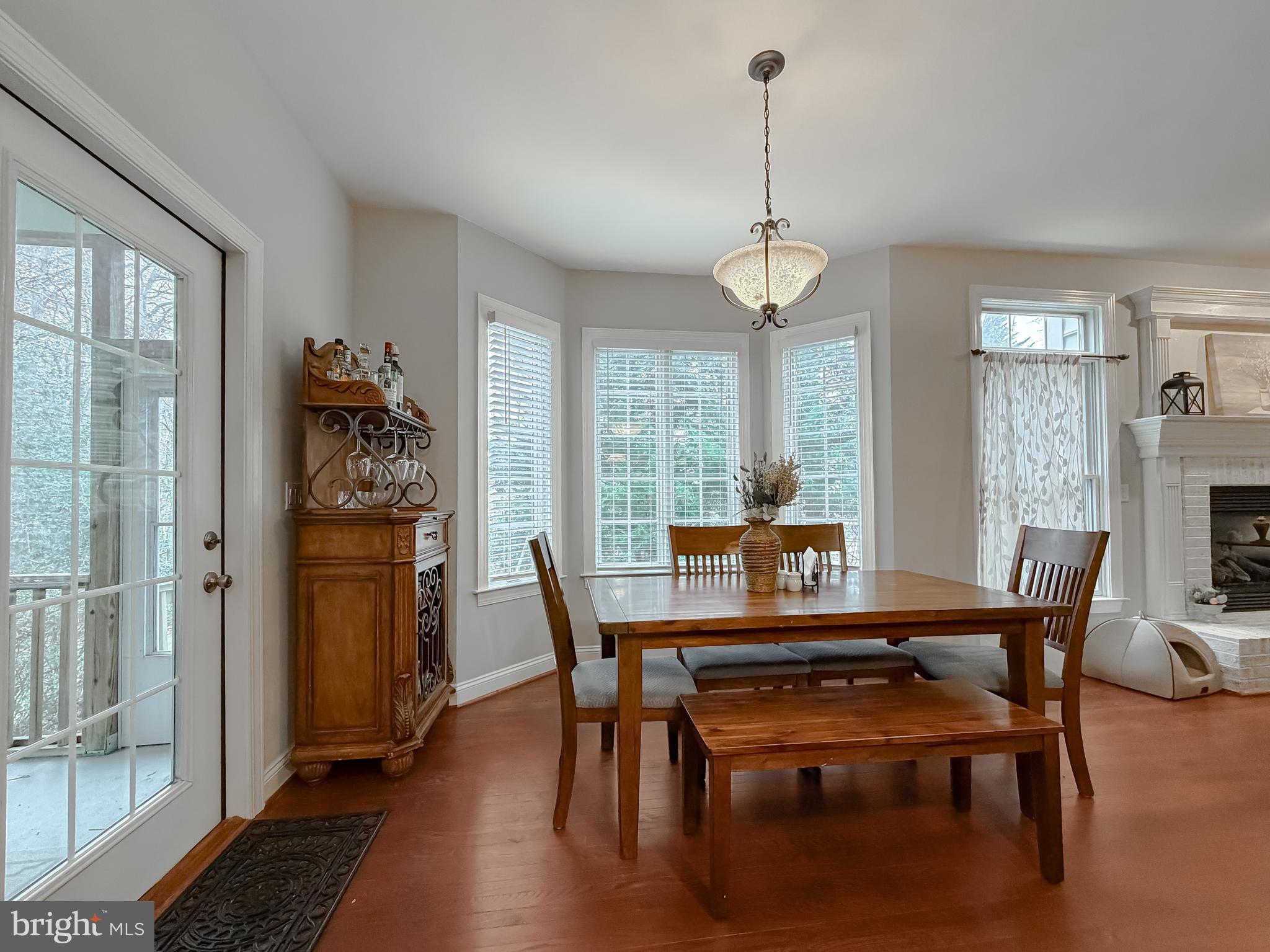 ESTATES AT SINGLETREE - Residential