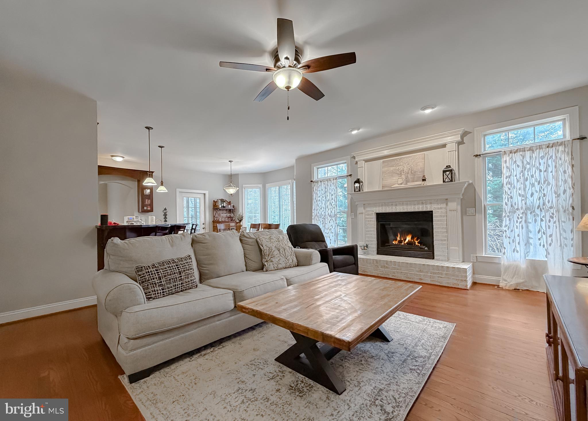 ESTATES AT SINGLETREE - Residential